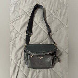 Michael Kors Black Crossbody Sling Bum Fanny Pack Bag